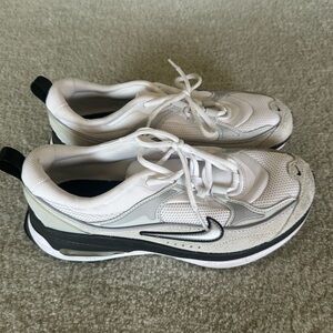 Nike Sneakers Great Condition